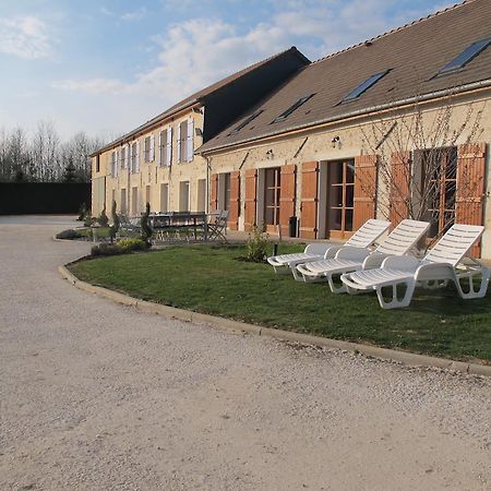 Au Domelia Provinois Cerneux Bagian luar foto